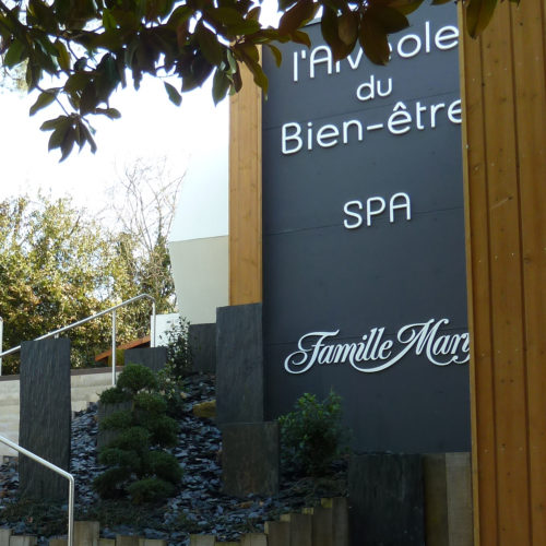 Famille Mary SPA zen aménagement extérieur